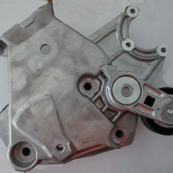 PT Cruiser Accessory Pulley Plate